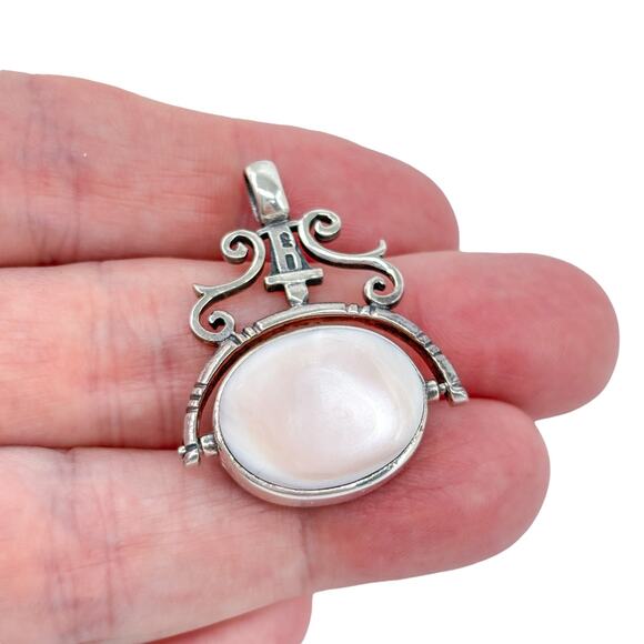 Reversible Oval Pendant | Mother of Pearl Onyx | Vintage Sterling Silver 925 - Picture 1 of 6